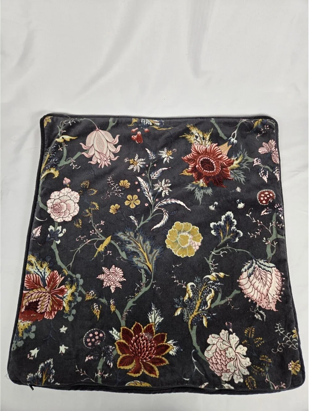 Ikea Nasselklocka Pillow Shams Black Velvet 20 X 20